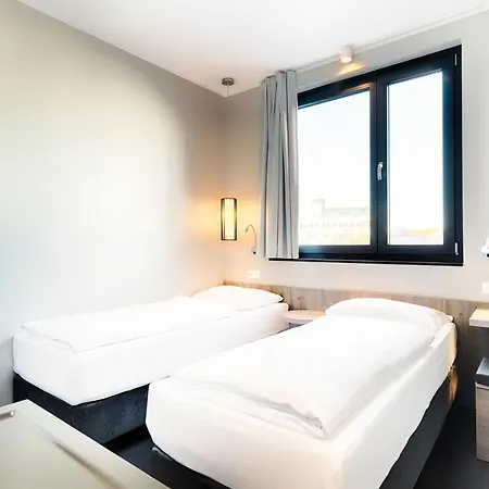 Hotel Nuernberg-plaerrer 3*