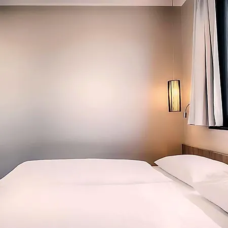 Nuernberg-plaerrer 3*