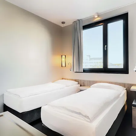 Nuernberg-plaerrer 3*